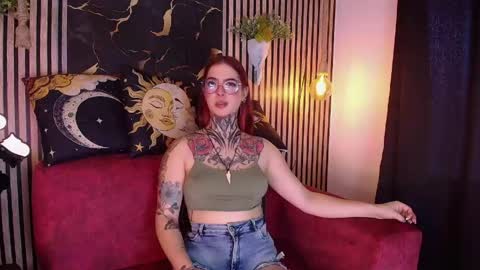 aphrodite__bloom online show from May 2026 10:48:01 PM