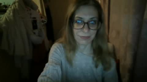 Snapshot of aphrodity_rox chatting on June 2026 09:28:02 PM Aphrodity Rox online show from June 2026 09:28:02 PM