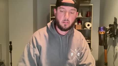 Snapshot of aplacetorest chatting on April 2026 06:02:01 PM aplacetorest online show from April 2026 06:02:01 PM