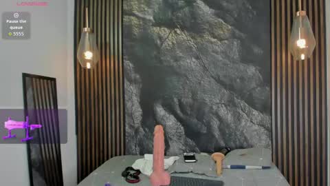 Snapshot of apolo_bianco_ chatting on May 2026 11:24:01 PM APOLO online show from May 2026 11:24:01 PM