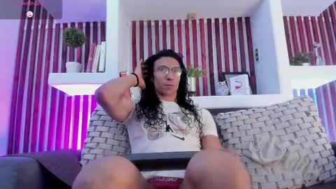 apolo_crus online show from February 2025 11:42:01 AM