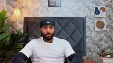 Apolo online show from November 2025 08:30:01 PM