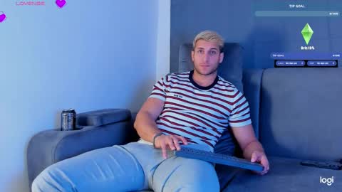 Snapshot of apolo_strange chatting on September 2025 02:23:01 AM apolo_strange online show from September 2025 02:23:01 AM