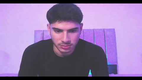 apologray__ online show from April 2026 08:04:01 PM