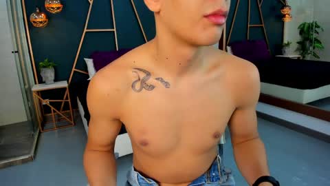 Snapshot of apolojackson2 chatting on April 2026 01:04:01 PM apolojackson2 online show from April 2026 01:04:01 PM