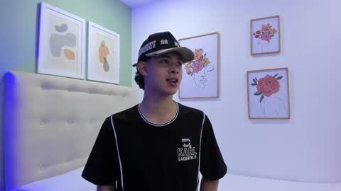 Apolo twink online show from January 2026 07:27:02 PM