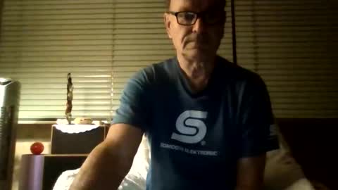 Snapshot of apony58 chatting on October 2025 04:23:02 AM Adam online show from October 2025 04:23:02 AM