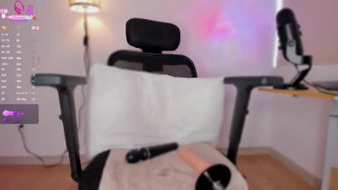 Snapshot of apoteosis_ chatting on February 2025 02:13:02 PM Apo online show from February 2025 02:13:02 PM