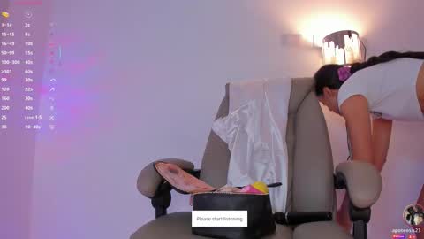 Snapshot of apoteosis_ chatting on October 2025 11:19:01 AM Apo online show from October 2025 11:19:01 AM