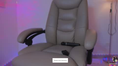 Snapshot of apoteosis_ chatting on February 2026 08:44:01 AM Apo online show from February 2026 08:44:01 AM