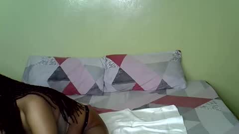 Snapshot of apple_queen24 chatting on February 2026 03:17:01 AM Apple queen online show from February 2026 03:17:01 AM