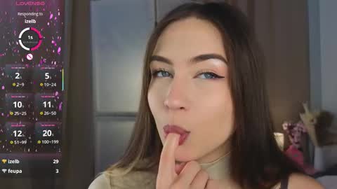 Snapshot of appleeepie chatting on November 2025 09:08:02 AM Vicki online show from November 2025 09:08:02 AM