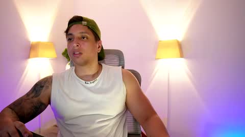 Snapshot of appolo_allen chatting on April 2026 01:14:02 AM insta appolo master online show from April 2026 01:14:02 AM