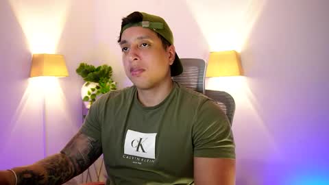 Snapshot of appolo_allen chatting on April 2026 03:49:02 AM insta appolo master online show from April 2026 03:49:02 AM