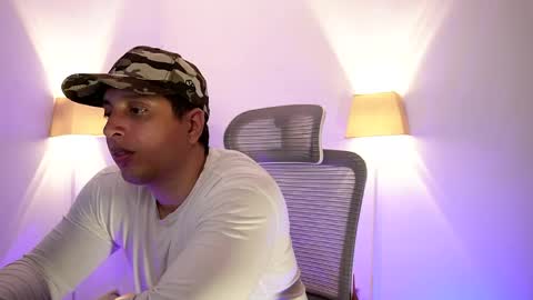 Snapshot of appolo_allen chatting on April 2026 02:29:02 AM insta appolo master online show from April 2026 02:29:02 AM