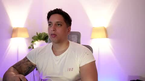 Snapshot of appolo_allen chatting on April 2026 01:47:02 AM insta appolo master online show from April 2026 01:47:02 AM