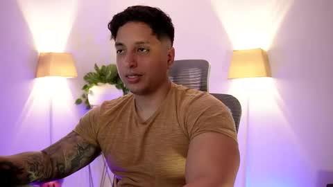 Snapshot of appolo_allen chatting on May 2026 02:40:01 AM insta appolo master online show from May 2026 02:40:01 AM