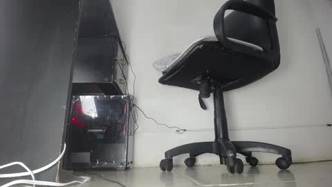 Aprhillove online show from February 2025 02:12:01 AM