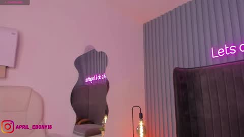 Snapshot of april_ebony18_ chatting on January 2025 10:40:01 AM April online show from January 2025 10:40:01 AM