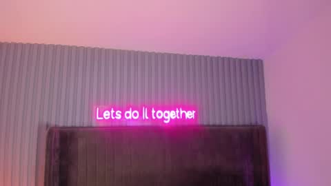 Snapshot of april_ebony18_ chatting on March 2025 11:29:01 AM April online show from March 2025 11:29:01 AM