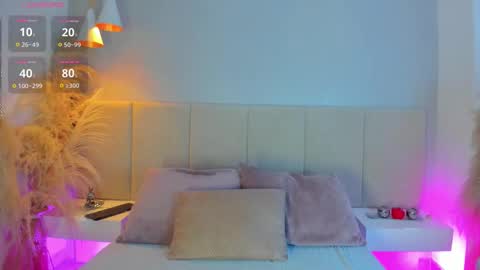 Snapshot of april_ebony18_ chatting on December 2025 10:35:01 AM April online show from December 2025 10:35:01 AM