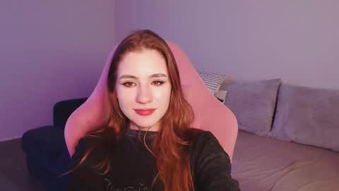 Snapshot of april_felicity chatting on February 2025 12:08:02 AM April online show from February 2025 12:08:02 AM