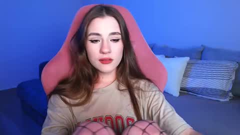 Snapshot of april_felicity chatting on February 2025 06:58:01 PM April online show from February 2025 06:58:01 PM