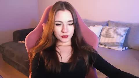 Snapshot of april_felicity chatting on February 2025 09:36:02 PM April online show from February 2025 09:36:02 PM