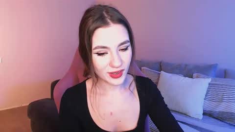 Snapshot of april_felicity chatting on March 2025 11:43:02 PM April online show from March 2025 11:43:02 PM