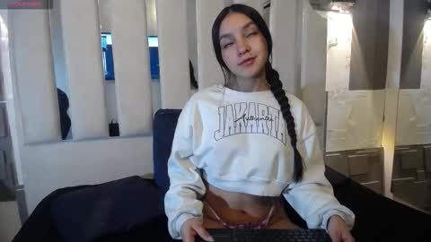 Snapshot of april_fiore chatting on March 2026 01:28:01 PM April online show from March 2026 01:28:01 PM