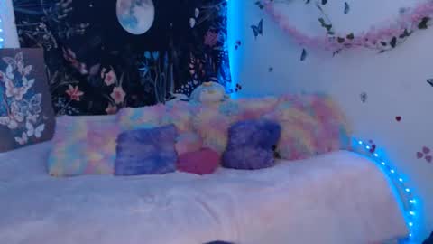 Snapshot of april_l6 chatting on April 2026 12:00:02 AM april_l6 online show from April 2026 12:00:02 AM