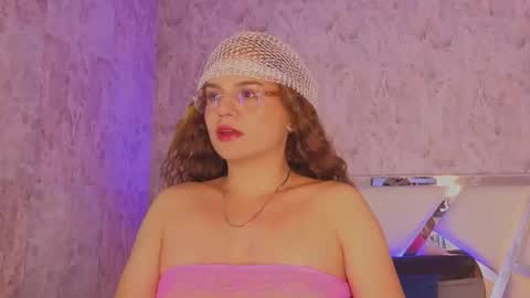 Snapshot of april_summer_ chatting on June 2026 08:35:01 PM Isabella online show from June 2026 08:35:01 PM