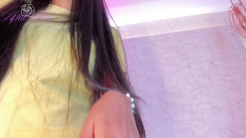 April online show from October 2025 06:35:02 AM