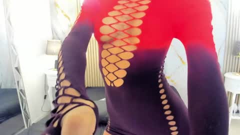 aprillross online show from April 2026 12:21:01 PM