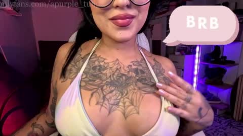 Snapshot of apurple_tulip chatting on April 2026 04:53:01 AM online show from April 2026 04:53:01 AM