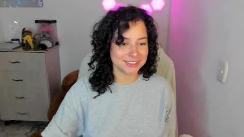 aqua emilly online show from November 2025 11:51:01 PM