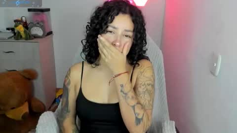 Snapshot of aqua_emilly chatting on January 2026 10:47:02 PM aqua emilly online show from January 2026 10:47:02 PM