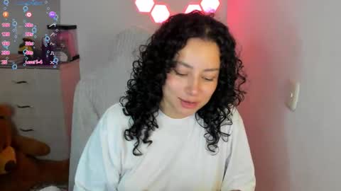 Snapshot of aqua_emilly chatting on February 2026 11:22:01 PM aqua emilly online show from February 2026 11:22:01 PM