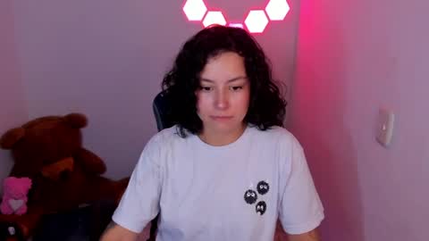 Snapshot of aqua_emilly chatting on April 2026 11:57:02 PM aqua emilly online show from April 2026 11:57:02 PM