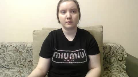 Josefin online show from February 2026 05:16:02 PM