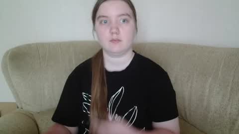Snapshot of aquanarmin chatting on July 2026 04:38:01 AM Josefin online show from July 2026 04:38:01 AM