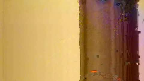 Snapshot of aquarius4220 chatting on May 2026 04:10:01 AM Aquarius420 online show from May 2026 04:10:01 AM