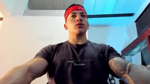 Jonathan online show from September 2025 08:43:02 PM