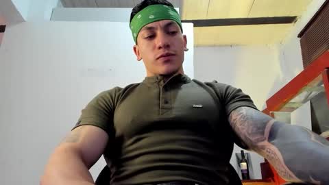 Jonathan online show from September 2025 08:35:02 PM