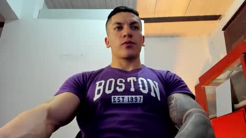 Jonathan online show from October 2025 08:20:01 PM