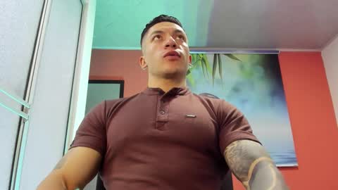 Snapshot of aquiles_51 chatting on December 2025 03:41:02 PM Jonathan online show from December 2025 03:41:02 PM