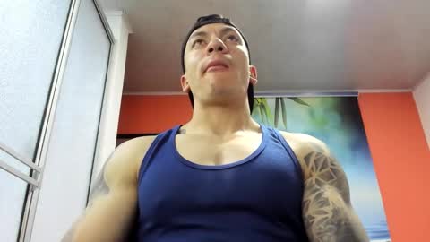 Snapshot of aquiles_51 chatting on February 2026 02:10:01 PM Jonathan online show from February 2026 02:10:01 PM