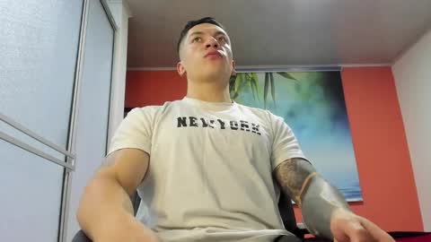 Snapshot of aquiles_51 chatting on February 2026 02:37:02 PM Jonathan online show from February 2026 02:37:02 PM