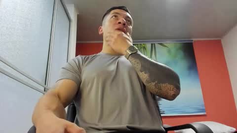 Snapshot of aquiles_51 chatting on March 2026 06:14:02 PM Jonathan online show from March 2026 06:14:02 PM