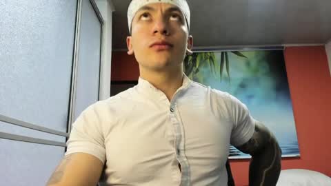 Snapshot of aquiles_51 chatting on April 2026 06:41:01 PM Jonathan online show from April 2026 06:41:01 PM